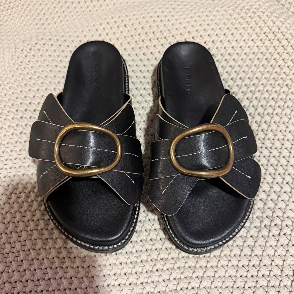 NWOB FARM Rio Black Daisy Slide Sandals Gold Buckle Leather Platform Women SZ 7